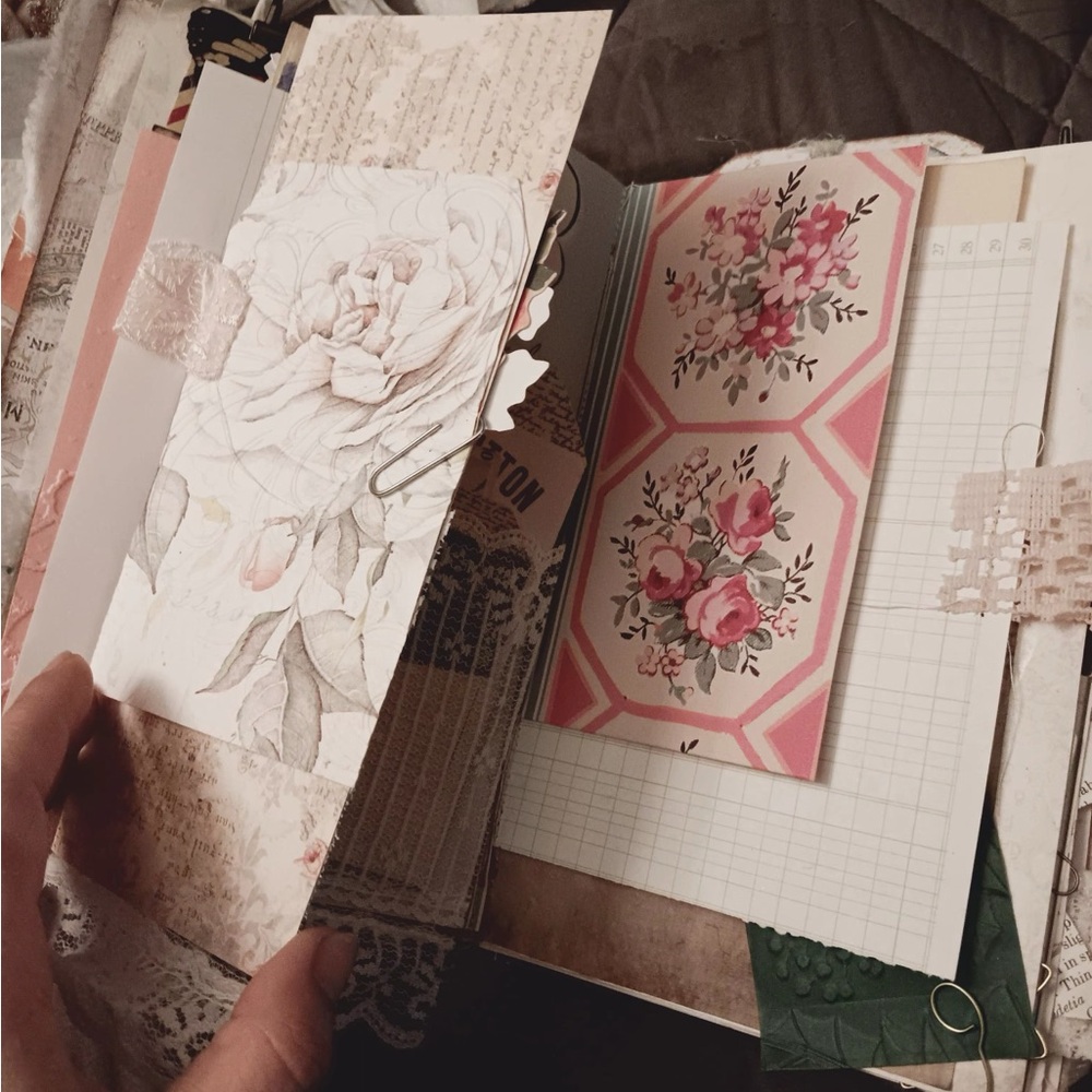 Handmade Junk Journal CUSTOMIZED - Picture 11 of 16